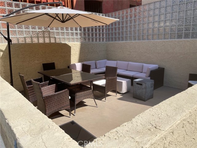 Detail Gallery Image 14 of 15 For 5143 Bakman #308,  North Hollywood,  CA 91601 - 1 Beds | 1 Baths