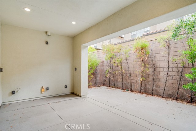 Detail Gallery Image 37 of 40 For 214 Parkwood, Irvine,  CA 92620 - 5 Beds | 5/1 Baths