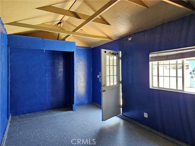Detail Gallery Image 24 of 24 For 5056 Newcastle Ave, Encino,  CA 91316 - 3 Beds | 2 Baths