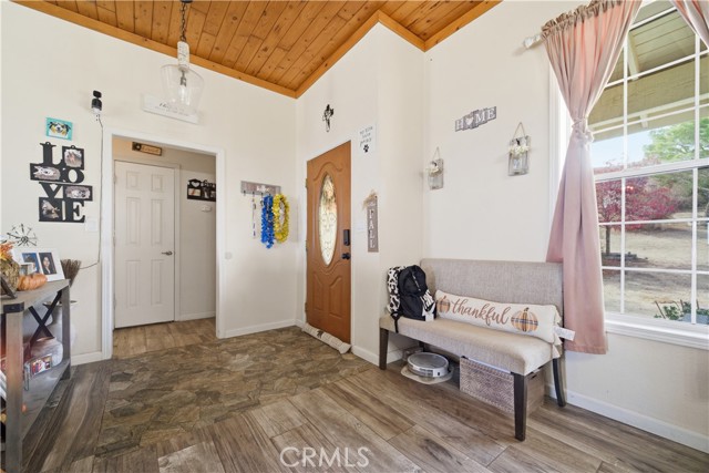 9385 Pinon Hills, Pinon Hills CA: https://media.crmls.org/medias/226c2b08-8ccd-4c74-bdb1-f5df2a1565cc.jpg