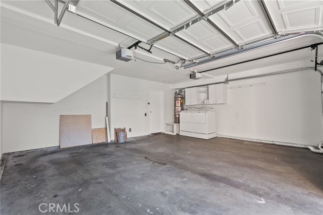 14265 Terra Bella St, Panorama City CA: https://media.crmls.org/medias/226df0fc-eba1-4b07-9ae2-83ecaff5310e.jpg