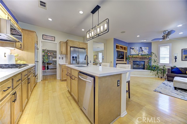 Detail Gallery Image 2 of 47 For 32185 Bandelier, Winchester,  CA 92596 - 4 Beds | 3/1 Baths