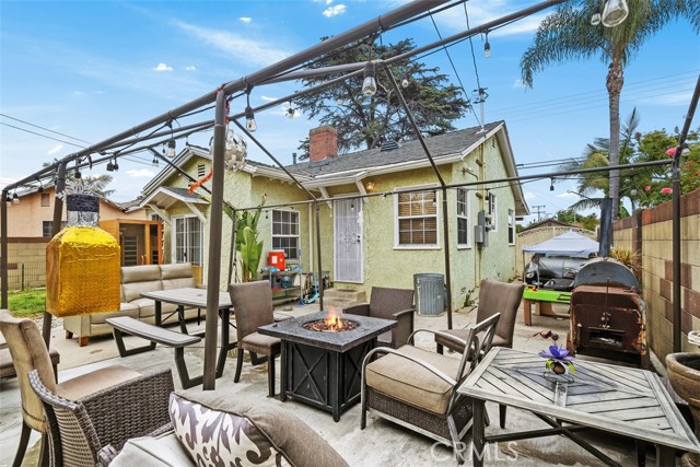 12343 Rives Avenue, Downey CA: https://media.crmls.org/medias/226faba9-a8b2-4ed0-bb03-ab27c4c01c4a.jpg
