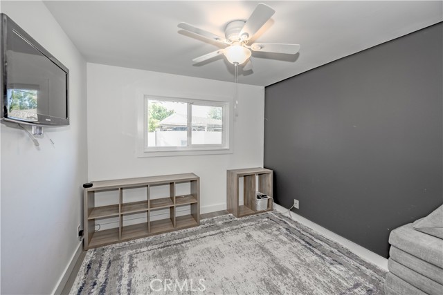 Detail Gallery Image 16 of 31 For 22912 Elkwood St, West Hills,  CA 91304 - 4 Beds | 2 Baths