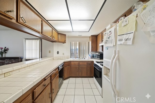 Detail Gallery Image 11 of 31 For 8372 45th St, Jurupa Valley,  CA 92509 - 4 Beds | 2 Baths