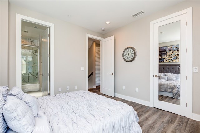 Detail Gallery Image 23 of 38 For 2068 Maple Ave #C,  Costa Mesa,  CA 92627 - 2 Beds | 2/1 Baths