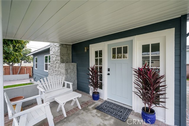 Detail Gallery Image 4 of 34 For 2200 S Alma St, San Pedro,  CA 90731 - 3 Beds | 2 Baths