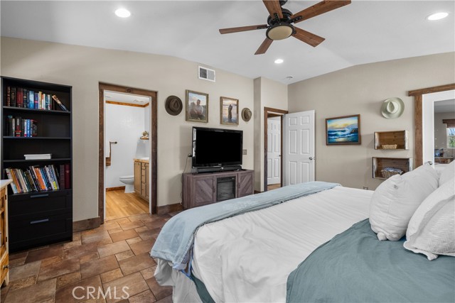 Image 26 of 42 For 28123 Gibraltar Lane