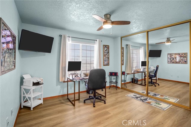 Detail Gallery Image 25 of 48 For 15813 Willow St, Hesperia,  CA 92345 - 4 Beds | 2/1 Baths