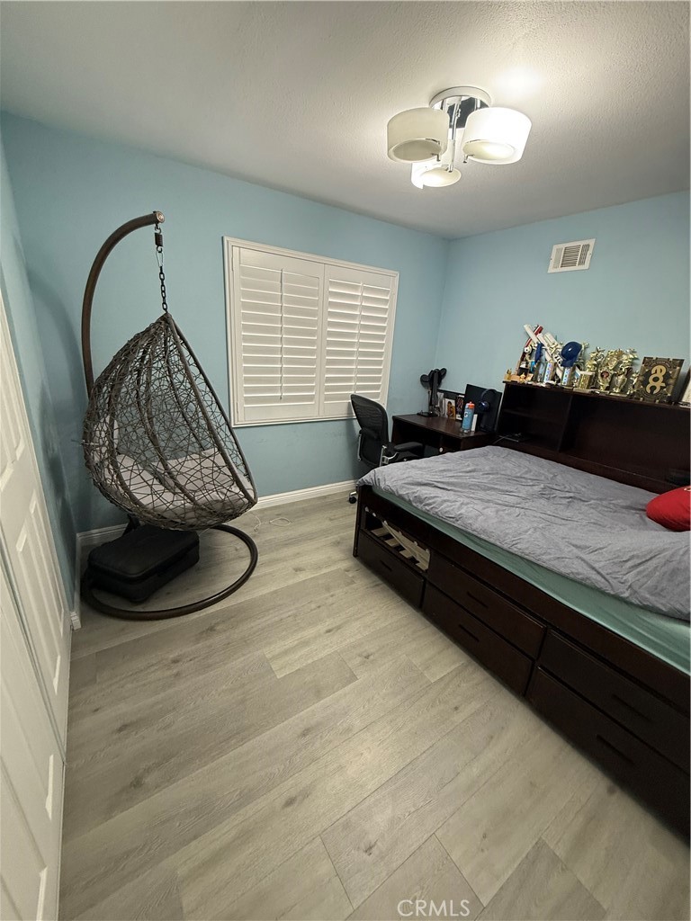 MLS #OC25221738 image #8