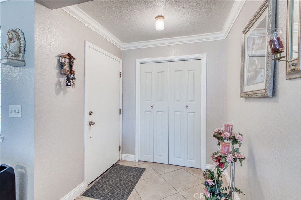 22775772 F9E1 4E13 95E5 6132C2230Ae9 25540 Lynn Place #B, Madera, Ca 93638 &Lt;Span Style='BackgroundColor:transparent;Padding:0Px;'&Gt; &Lt;Small&Gt; &Lt;I&Gt; &Lt;/I&Gt; &Lt;/Small&Gt;&Lt;/Span&Gt;