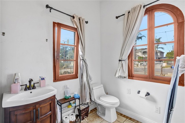 Detail Gallery Image 23 of 52 For 1048 S Willow, West Covina,  CA 91790 - 4 Beds | 3 Baths