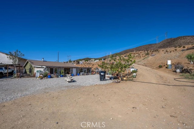 Detail Gallery Image 7 of 11 For 9555 1/2 Hierba Rd, Agua Dulce,  CA 91390 - 2 Beds | 2 Baths