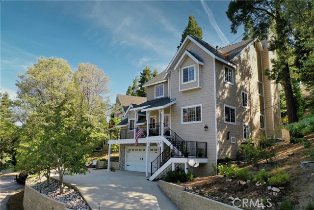 197 Massive Road, Blue Jay CA: https://media.crmls.org/medias/22798d82-ac8d-4135-94ef-4138543b8874.jpg