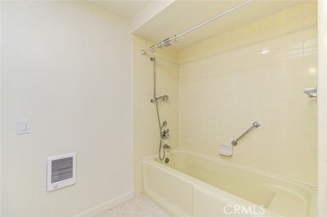 Detail Gallery Image 22 of 34 For 164 Avenida Majorca #Q, Laguna Woods,  CA 92637 - 2 Beds | 2 Baths