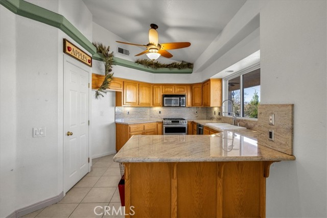 Detail Gallery Image 14 of 61 For 58484 Juarez, Yucca Valley,  CA 92284 - 4 Beds | 2 Baths