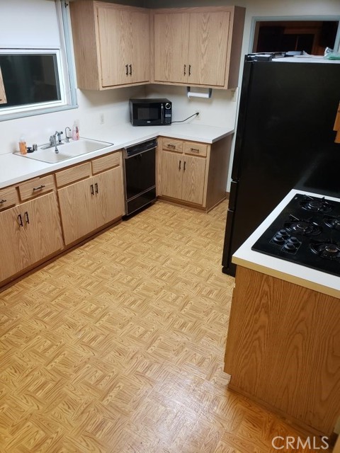 642 Uclan Drive photo 6