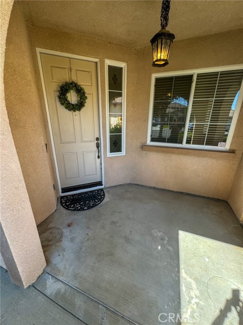 Detail Gallery Image 3 of 47 For 31486 Pennant Ct, Temecula,  CA 92591 - 4 Beds | 2/1 Baths