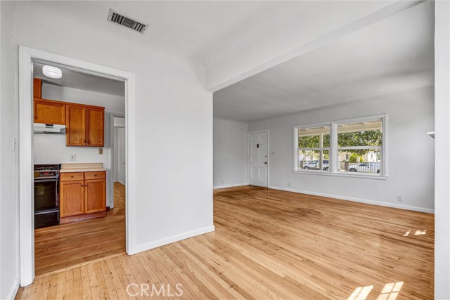 7607 Greg Avenue, Sun Valley CA: https://media.crmls.org/medias/227b28b9-c05f-4308-bc4a-0d5f1060e000.jpg