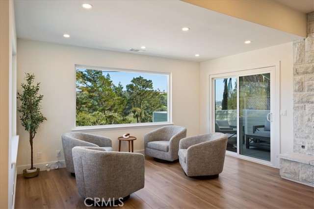 Detail Gallery Image 6 of 31 For 220 Selma, Pismo Beach,  CA 93449 - 3 Beds | 2 Baths