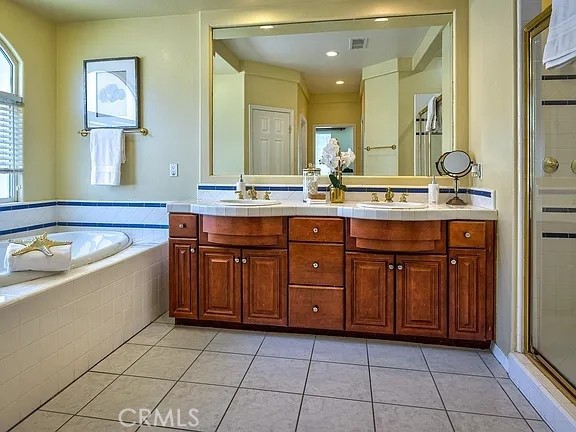 Detail Gallery Image 27 of 44 For 780 Paseo De Leon, Newbury Park,  CA 91320 - 5 Beds | 3/1 Baths