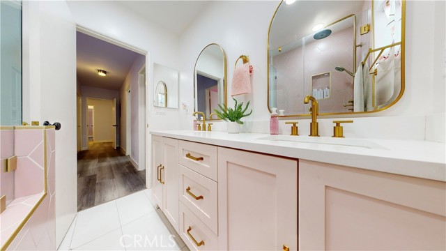 Detail Gallery Image 27 of 46 For 9229 Valjean Avenue, North Hills,  CA 91343 - 4 Beds | 2 Baths