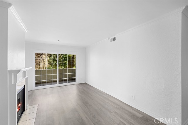 Detail Gallery Image 8 of 26 For 4401 Sepulveda Bld #107,  Sherman Oaks,  CA 91403 - 2 Beds | 2 Baths