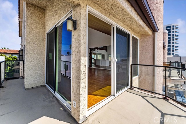 Detail Gallery Image 46 of 46 For 1230 E Ocean, Long Beach,  CA 90802 - 3 Beds | 3 Baths