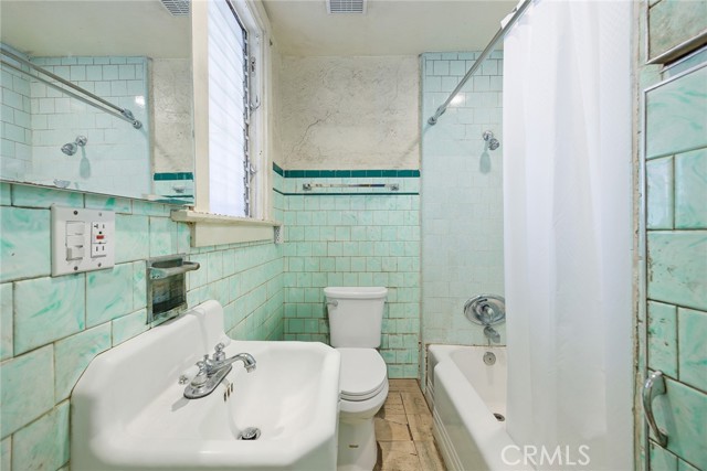 2611 Sichel Street, Los Angeles CA: https://media.crmls.org/medias/227c8308-f909-401e-8eb8-535e39c61a21.jpg