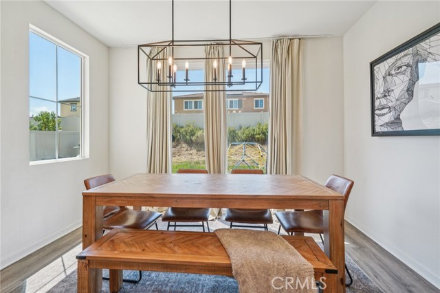 Detail Gallery Image 10 of 68 For 28331 Harvest Gold Ct, Menifee,  CA 92584 - 4 Beds | 3 Baths