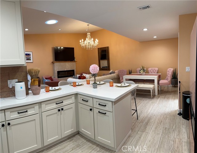 Detail Gallery Image 5 of 20 For 13320 Del Monte Dr M15 9g,  Seal Beach,  CA 90740 - 2 Beds | 2 Baths