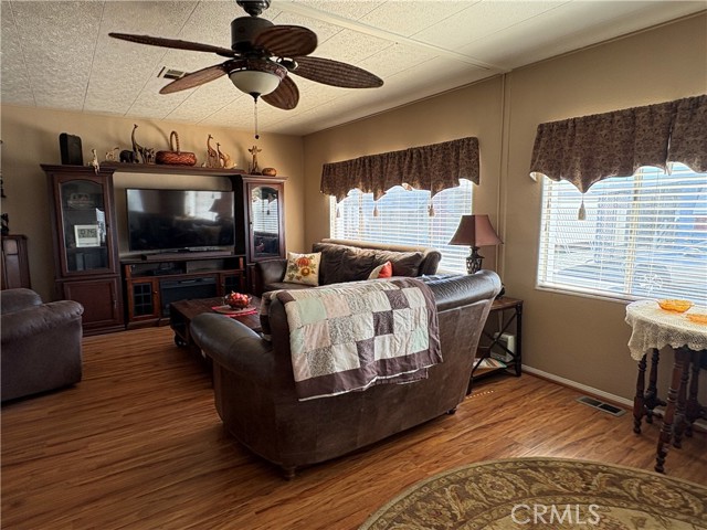 Detail Gallery Image 11 of 33 For 1895 W Devonshire #133,  Hemet,  CA 91545 - 2 Beds | 2 Baths