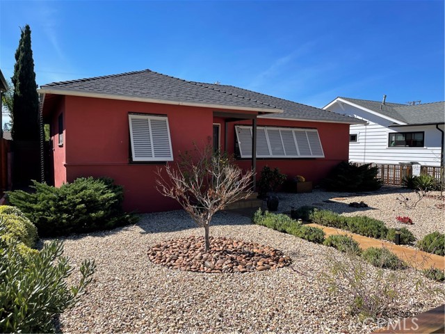 613 Paulina Avenue, Redondo Beach, California 90277, 3 Bedrooms Bedrooms, ,1 BathroomBathrooms,Residential,Sold,Paulina,SB22227455