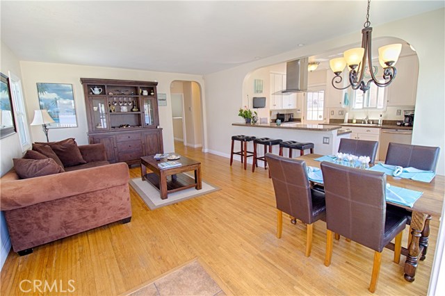3402 Rindge Lane, Redondo Beach, California 90278, 3 Bedrooms Bedrooms, ,2 BathroomsBathrooms,Residential,Sold,Rindge,SB17059269
