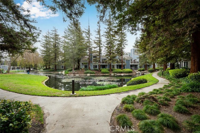 Image 30 of 38 For 700 Lake  111