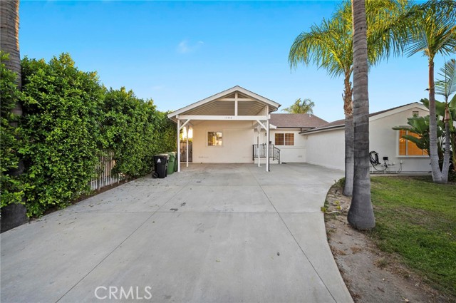 13358 Blythe Street, North Hollywood CA: https://media.crmls.org/medias/227f864e-3a81-4884-b456-f4d286792b25.jpg