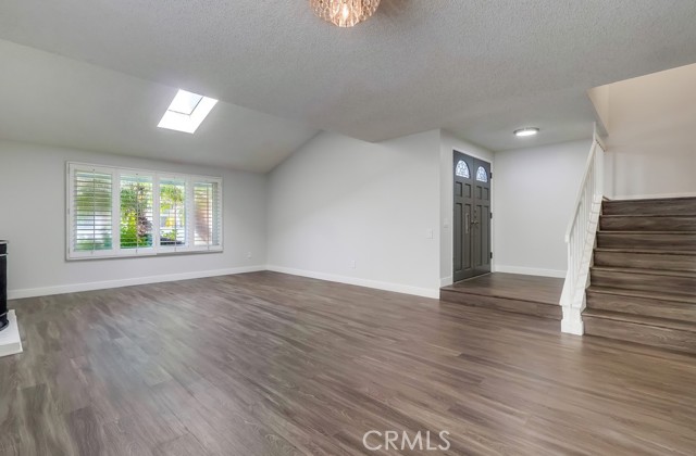 Detail Gallery Image 9 of 75 For 7030 Seawind Drive, Long Beach,  CA 90803 - 4 Beds | 3 Baths