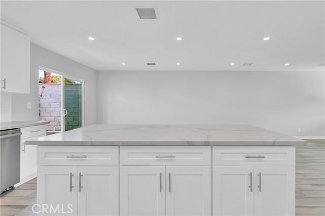 Detail Gallery Image 32 of 56 For 4622 Dunrobin Ave, Lakewood,  CA 90713 - – Beds | – Baths