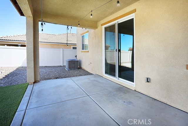 35983 Michelle Lane, Beaumont CA: https://media.crmls.org/medias/2280c86a-2472-4ca6-8a79-8338661526a3.jpg
