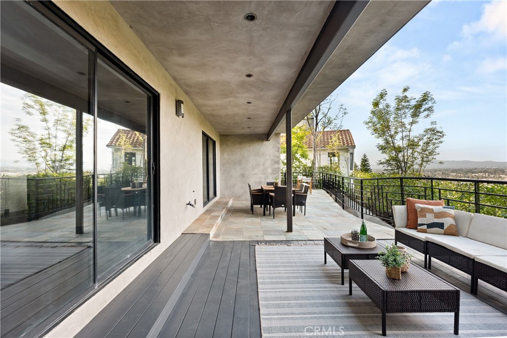 3622 Roberts View PlaceStudio City img 1