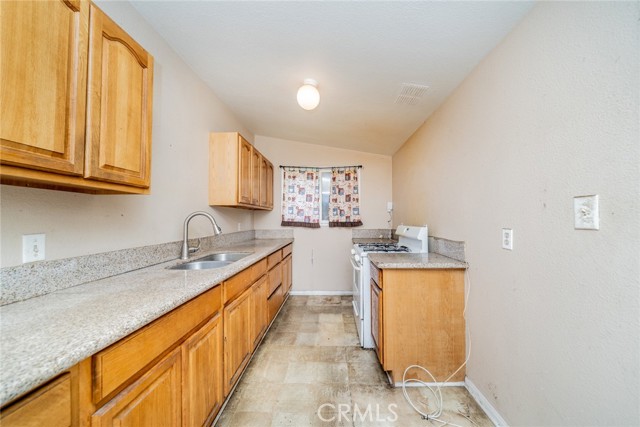 Detail Gallery Image 11 of 36 For 17941 E Payson St, Azusa,  CA 91702 - 3 Beds | 1 Baths