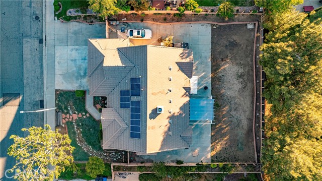 42153 Parkmont Drive, Lancaster CA: https://media.crmls.org/medias/2281cf50-266f-4e5d-be74-b8e20502b6f5.jpg