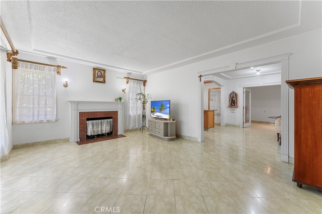 2282130D F76D 4Dbe 9A23 3787681D3A4B 112 S 2Nd Street, Montebello, Ca 90640 &Lt;Span Style='BackgroundColor:transparent;Padding:0Px;'&Gt; &Lt;Small&Gt; &Lt;I&Gt; &Lt;/I&Gt; &Lt;/Small&Gt;&Lt;/Span&Gt;