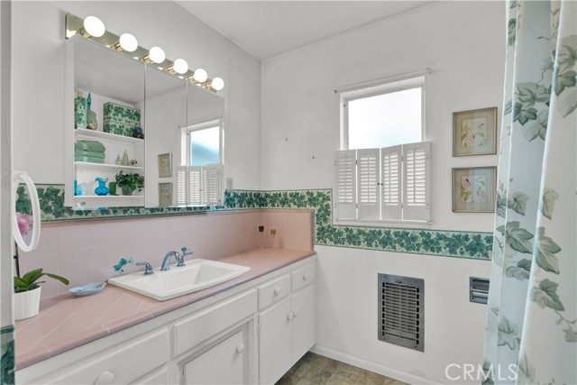 Detail Gallery Image 21 of 30 For 1120 W Locust St, Ontario,  CA 91762 - 3 Beds | 2 Baths