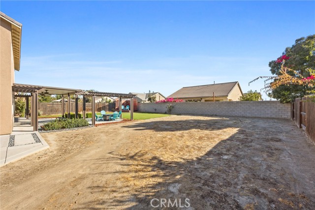 Detail Gallery Image 39 of 49 For 15509 Quintero Pl, Bakersfield,  CA 93314 - 3 Beds | 2/1 Baths