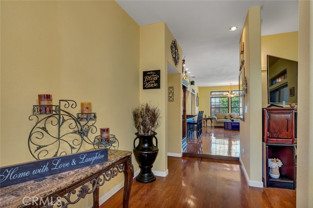 Detail Gallery Image 2 of 20 For 2601 Surrey, Modesto,  CA 95355 - 4 Beds | 4 Baths