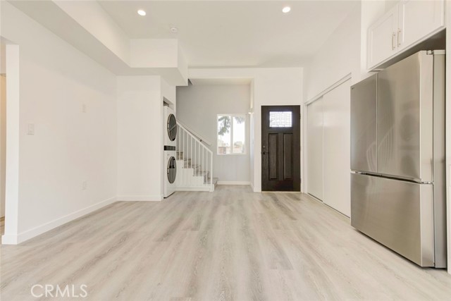 Detail Gallery Image 8 of 37 For 10499 Yolanda, Porter Ranch,  CA 91326 - 3 Beds | 3 Baths