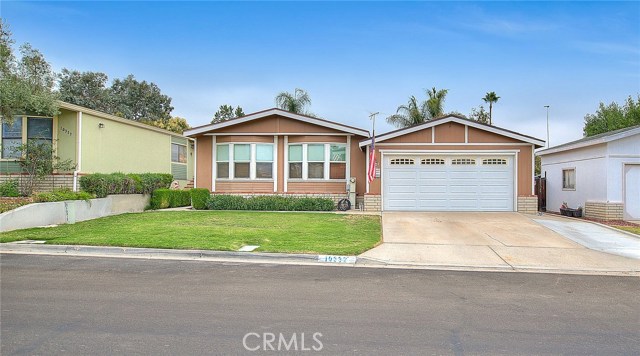 10332 Comstock Rd, Corona, CA 92883