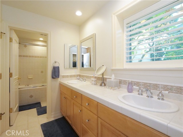 Detail Gallery Image 40 of 49 For 4711 Sugarhill Dr, Rolling Hills Estates,  CA 90274 - 5 Beds | 3/2 Baths