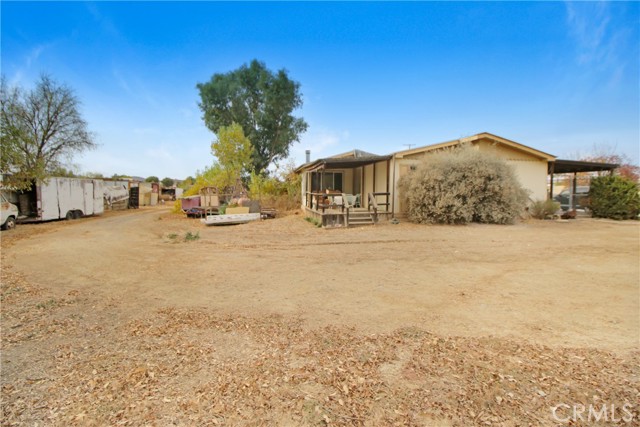 Detail Gallery Image 5 of 17 For 30581 Old Windmill Rd, Menifee,  CA 92584 - 3 Beds | 2 Baths